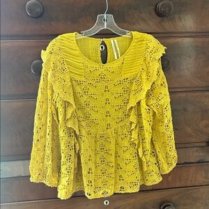 Anthropologie Mustard Lace Top size 8
